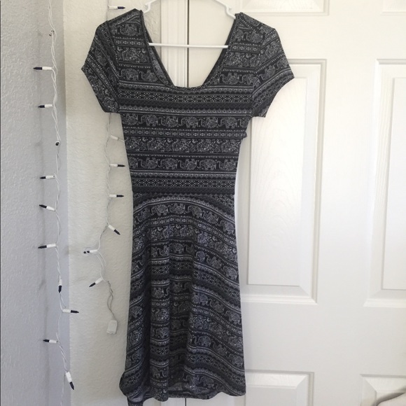 Black and white dress - Picture 1 of 2